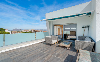 Herverkoop - Villa -
Benijofar