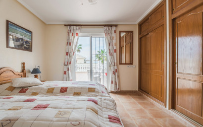 Resale - Villa -
Gran Alacant - Monte y Mar