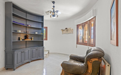 Resale - Villa -
Villamartín - Las Filipinas