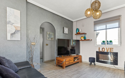 Resale - Villa -
Orihuela Costa - Playa Flamenca