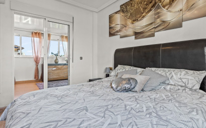 Resale - Villa -
Orihuela Costa - Playa Flamenca