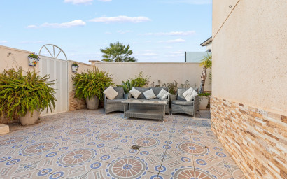 Resale - Villa -
Orihuela Costa - Playa Flamenca
