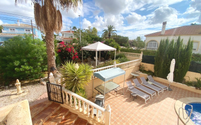 Herverkoop - Villa -
Ciudad Quesada