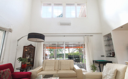 Resale - Villa -
San Vicente del Raspeig