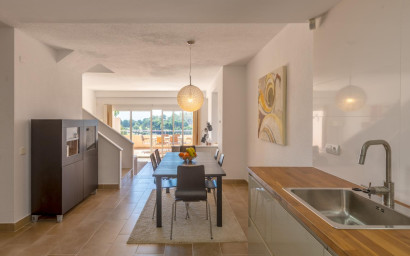 Revente - Maison mitoyenne -
Altea