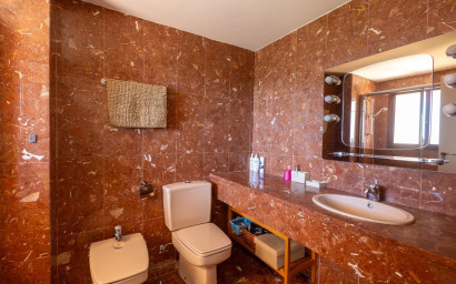 Revente - Maison mitoyenne -
Altea