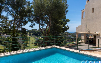 Revente - Maison mitoyenne -
Altea