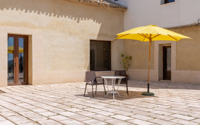 Herverkoop - Others -
Castalla