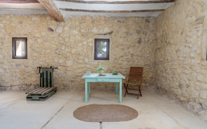 Herverkoop - Others -
Castalla