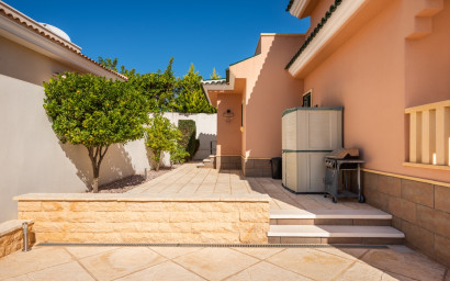 Resale - Villa -
Ciudad Quesada