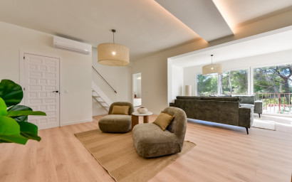 Resale - Villa -
Altea