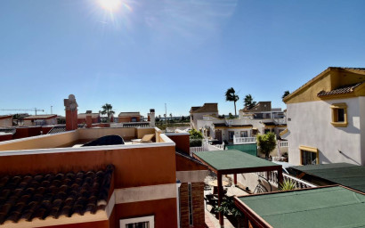 Resale - Villa -
Guardamar del Segura - El Raso