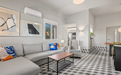 Revente - Villa -
Elche