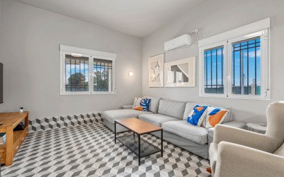 Revente - Villa -
Elche