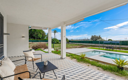 Revente - Villa -
Elche