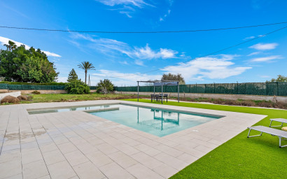 Revente - Villa -
Elche