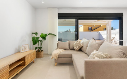 Resale - Villa -
Torrevieja - San Luis