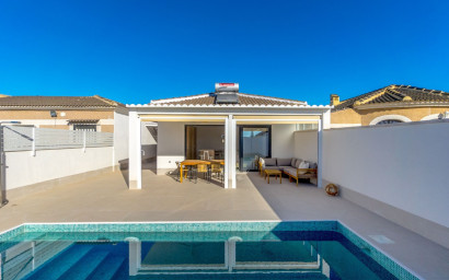Resale - Villa -
Torrevieja - San Luis