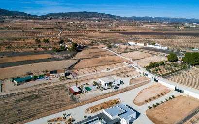 Resale - Finca - Country Property -
Pinoso - Campo