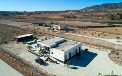 Resale - Finca - Country Property -
Pinoso - Campo
