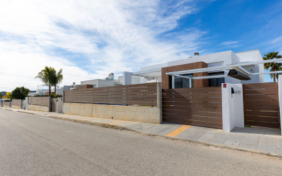 Resale - Villa -
Vistabella Golf - Vistabella