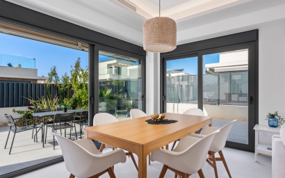 Resale - Villa -
San Fulgencio - La Marina