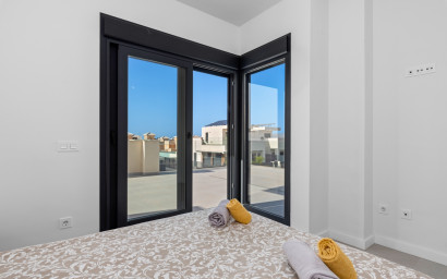 Resale - Villa -
San Fulgencio - La Marina