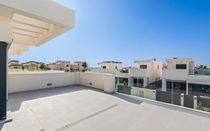 Resale - Villa -
San Fulgencio - La Marina