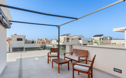 Resale - Villa -
San Fulgencio - La Marina