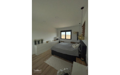 Resale - Townhouse -
Pinoso - Pinoso Alicante