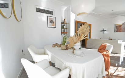 Revente - Maison mitoyenne -
Sax