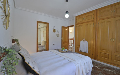 Revente - Maison mitoyenne -
Sax