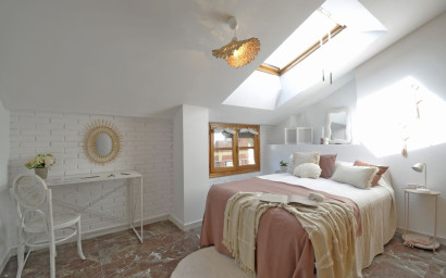 Revente - Maison mitoyenne -
Sax