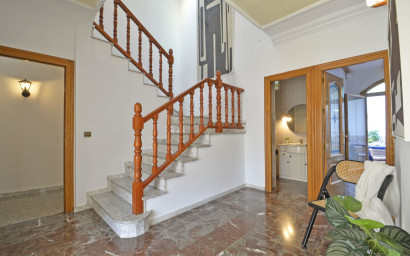 Revente - Maison mitoyenne -
Sax