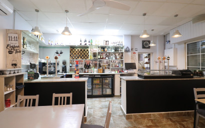 Resale - Commercial -
Catral - Catral - Town