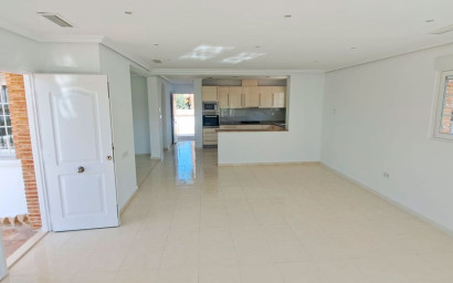 Resale - Finca - Country Property -
Catral - Catral - Country