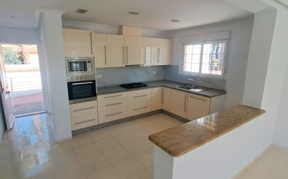 Resale - Finca - Country Property -
Catral - Catral - Country