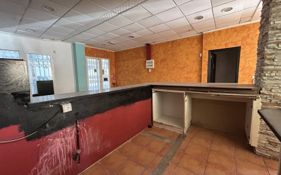 Resale - Commercial -
Villamartín