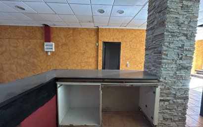 Resale - Commercial -
Villamartín