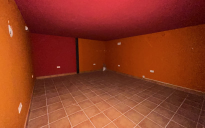 Resale - Commercial -
Villamartín