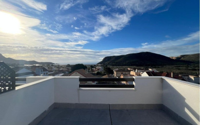 New Build - Townhouse -
La Union - centro