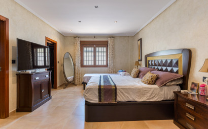 Resale - Villa -
Los Montesinos - La Herrada