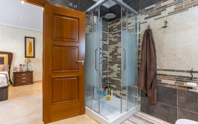 Resale - Villa -
Los Montesinos - La Herrada