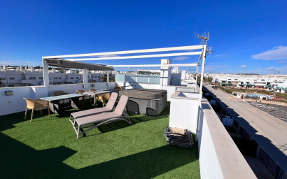 Resale - Apartment -
Orihuela Costa - Vistabella Golf