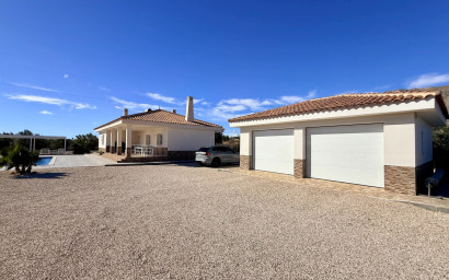 Resale - Villa -
Macisvenda