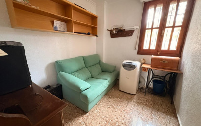 Herverkoop - Villa -
Sax