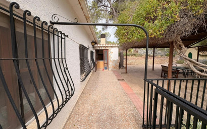 Herverkoop - Villa -
Sax