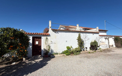 Revente - Maison de campagne -
Rojales