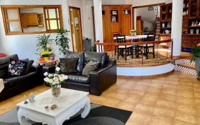 Resale - Villa -
Altea - Marina Baja