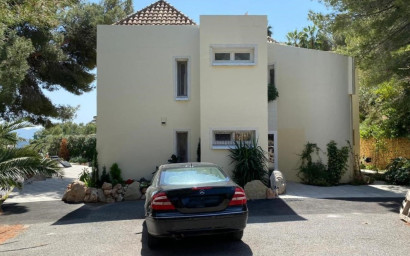 Resale - Villa -
Altea - Marina Baja